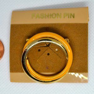 Vintage Yellow & Gold Brooch